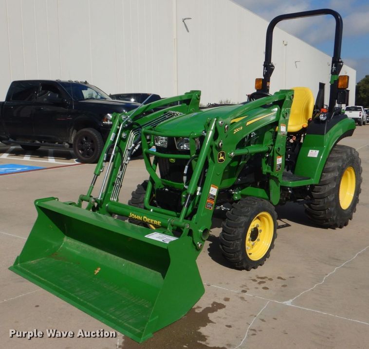 image for item DO1650 2022 John Deere 2038R  MFWD tractor