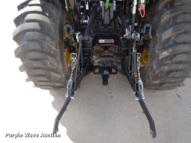 image for item DO1650 2022 John Deere 2038R  MFWD tractor