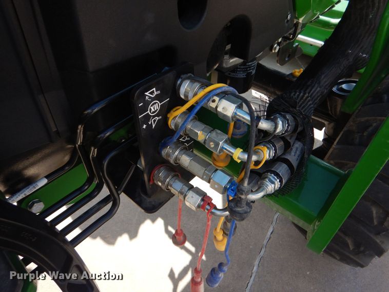 image for item DO1650 2022 John Deere 2038R  MFWD tractor