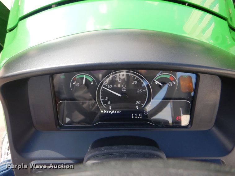 image for item DO1650 2022 John Deere 2038R  MFWD tractor