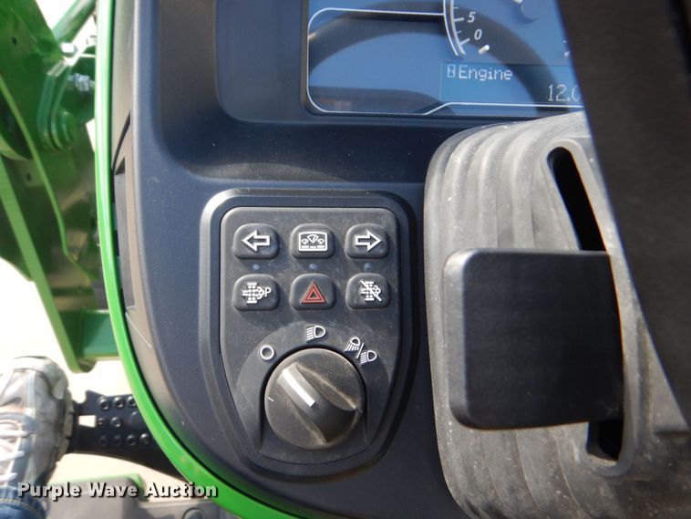 image for item DO1650 2022 John Deere 2038R  MFWD tractor