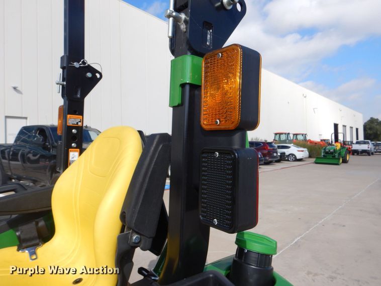 image for item DO1650 2022 John Deere 2038R  MFWD tractor