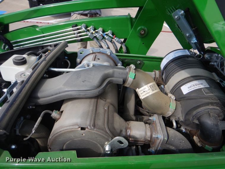 image for item DO1650 2022 John Deere 2038R  MFWD tractor