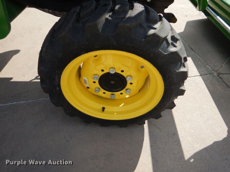 image for item DO1650 2022 John Deere 2038R  MFWD tractor