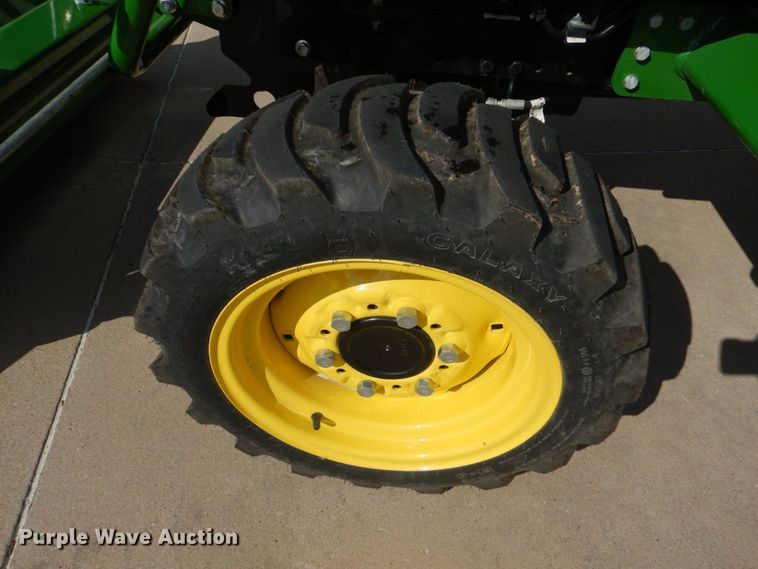 image for item DO1650 2022 John Deere 2038R  MFWD tractor