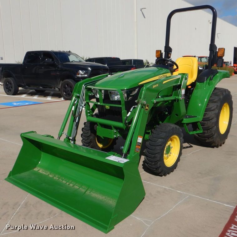 image for item DO1651 2021 John Deere 3043D  MFWD tractor