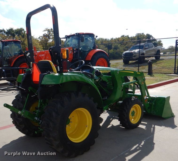 image for item DO1651 2021 John Deere 3043D  MFWD tractor