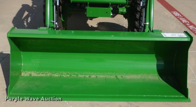 image for item DO1651 2021 John Deere 3043D  MFWD tractor