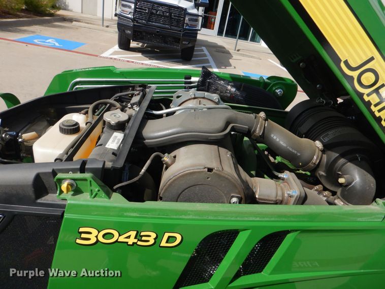 image for item DO1651 2021 John Deere 3043D  MFWD tractor