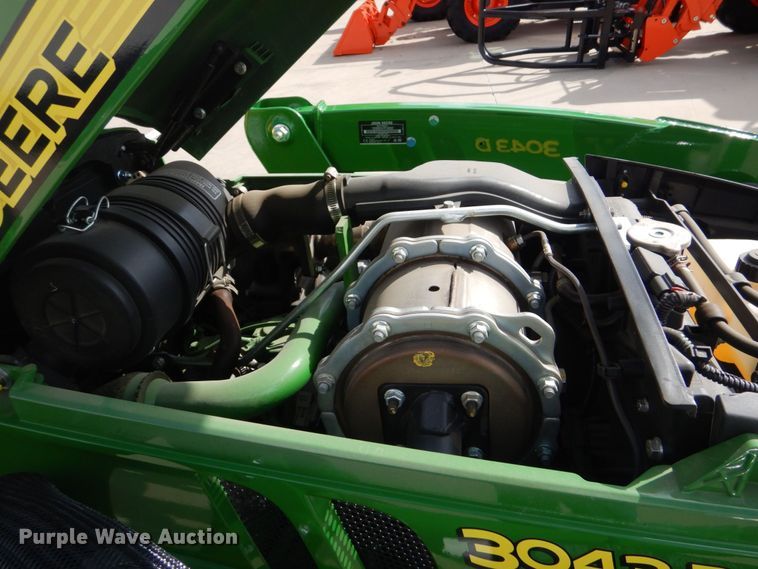 image for item DO1651 2021 John Deere 3043D  MFWD tractor