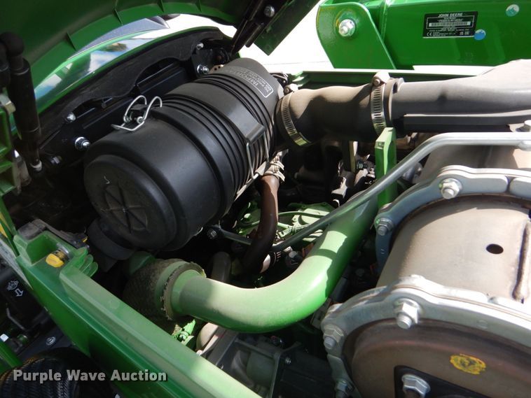 image for item DO1651 2021 John Deere 3043D  MFWD tractor