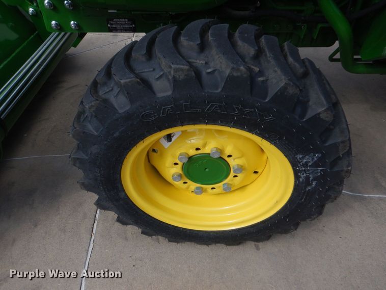 image for item DO1651 2021 John Deere 3043D  MFWD tractor