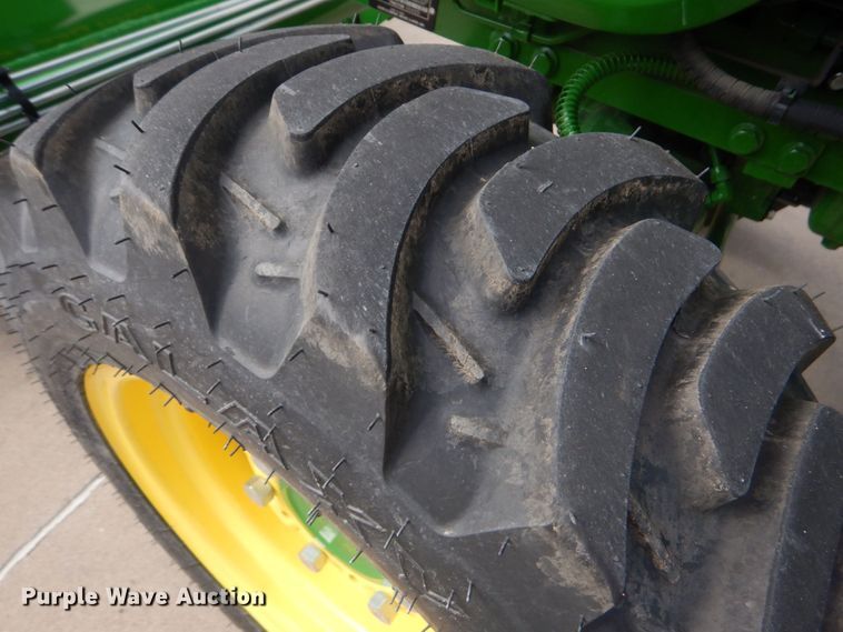 image for item DO1651 2021 John Deere 3043D  MFWD tractor