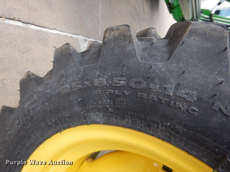 image for item DO1651 2021 John Deere 3043D  MFWD tractor