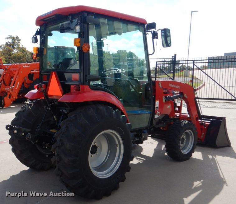 image for item DO1652 2022 Mahindra 1640 HST  MFWD tractor