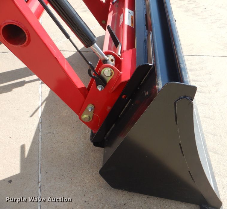 image for item DO1652 2022 Mahindra 1640 HST  MFWD tractor