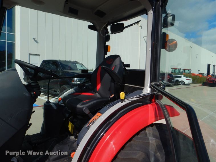 image for item DO1652 2022 Mahindra 1640 HST  MFWD tractor