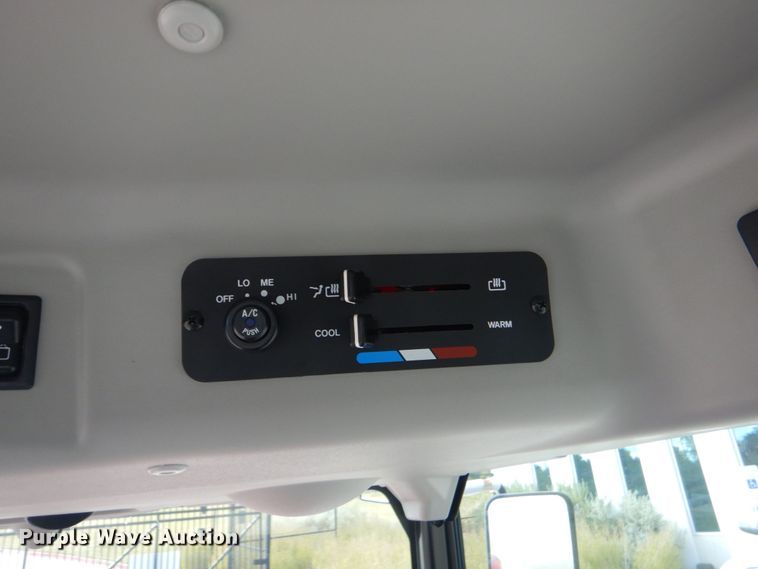 image for item DO1652 2022 Mahindra 1640 HST  MFWD tractor