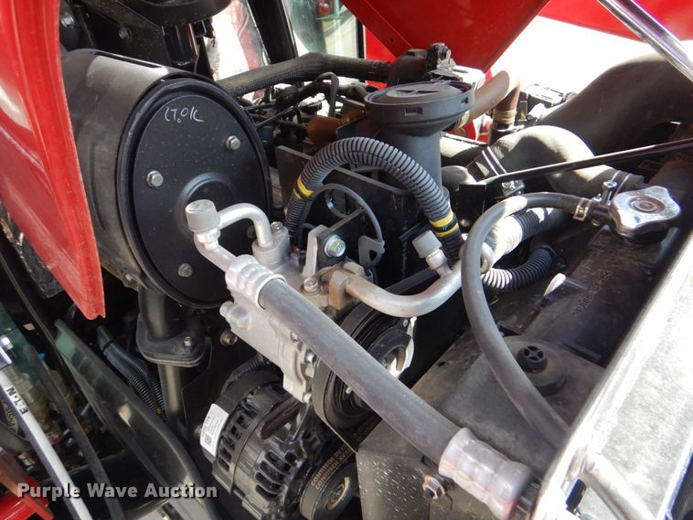 image for item DO1652 2022 Mahindra 1640 HST  MFWD tractor