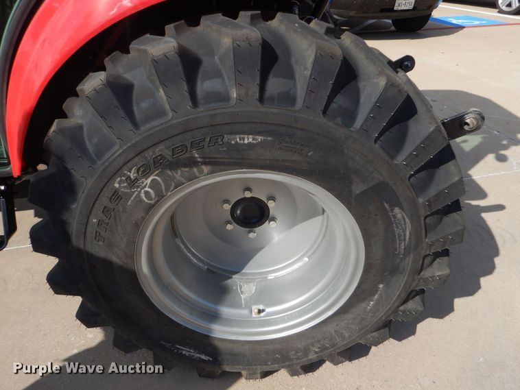 image for item DO1652 2022 Mahindra 1640 HST  MFWD tractor