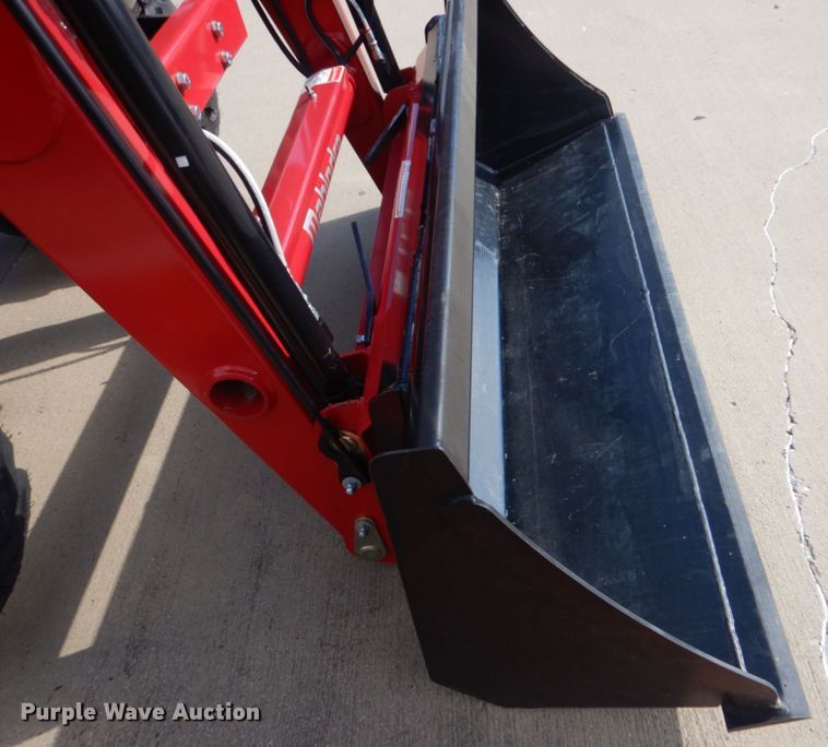 image for item DO1653 2022 Mahindra 1626 HST  MFWD tractor