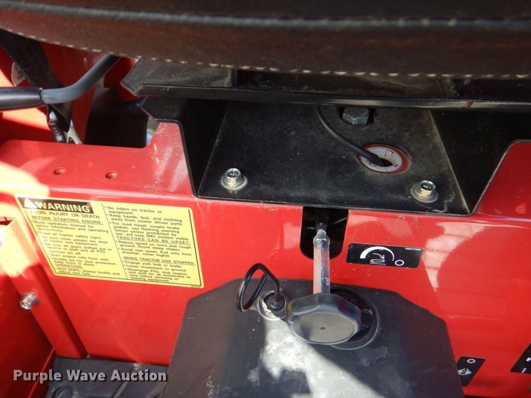 image for item DO1653 2022 Mahindra 1626 HST  MFWD tractor