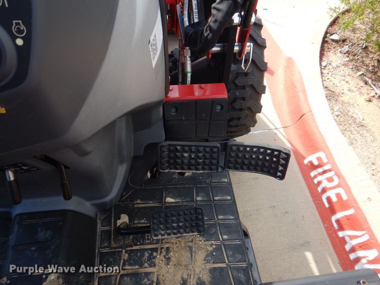 image for item DO1653 2022 Mahindra 1626 HST  MFWD tractor