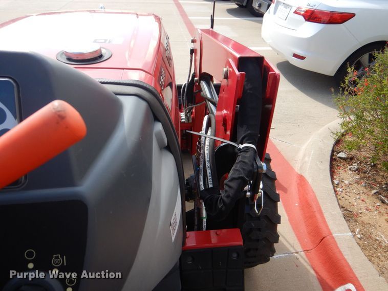 image for item DO1653 2022 Mahindra 1626 HST  MFWD tractor