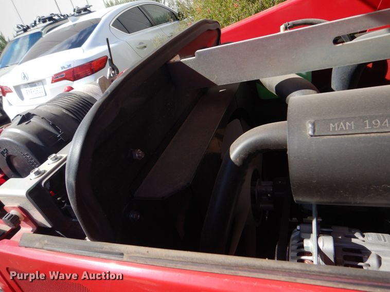 image for item DO1653 2022 Mahindra 1626 HST  MFWD tractor