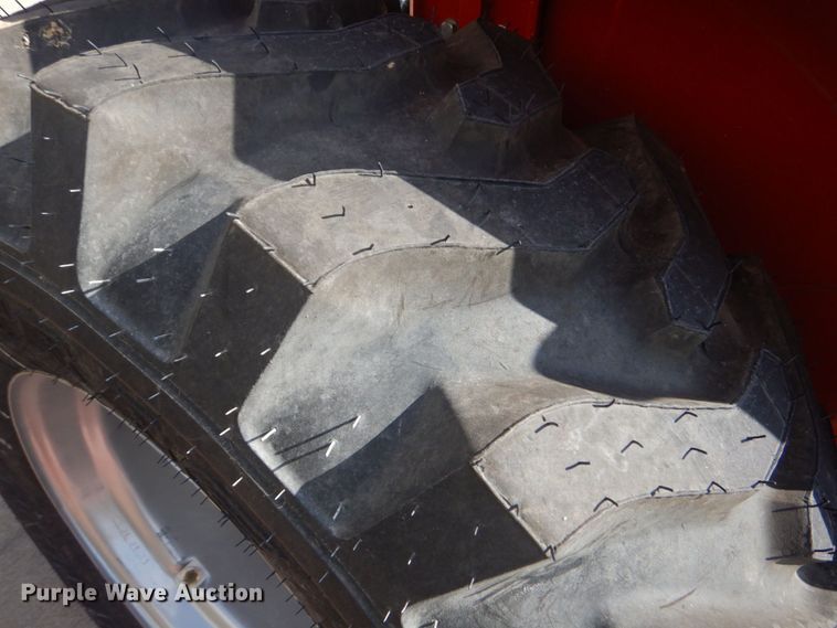 image for item DO1653 2022 Mahindra 1626 HST  MFWD tractor