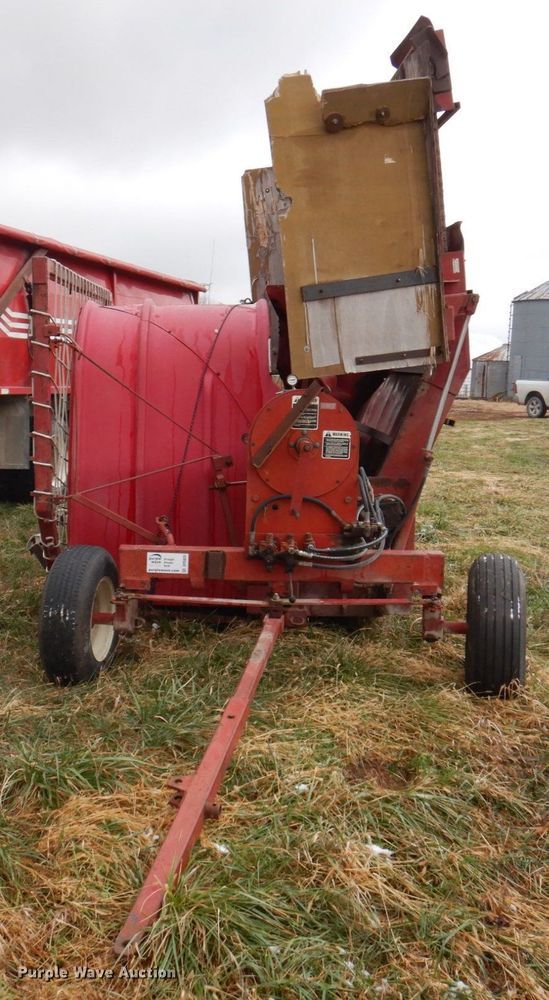 image for item DP0420 Silopress XPIII  silage bagger