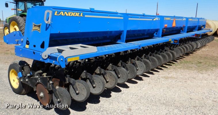 image for item DQ1872 2014 Landoll 5531  grain drill