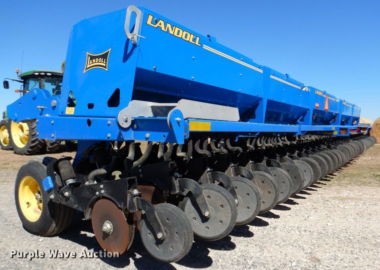 image for item DQ1872 2014 Landoll 5531  grain drill