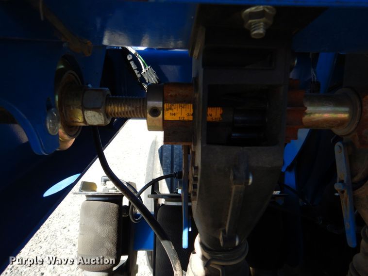 image for item DQ1872 2014 Landoll 5531  grain drill