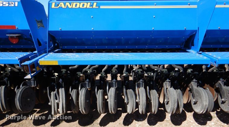 image for item DQ1872 2014 Landoll 5531  grain drill