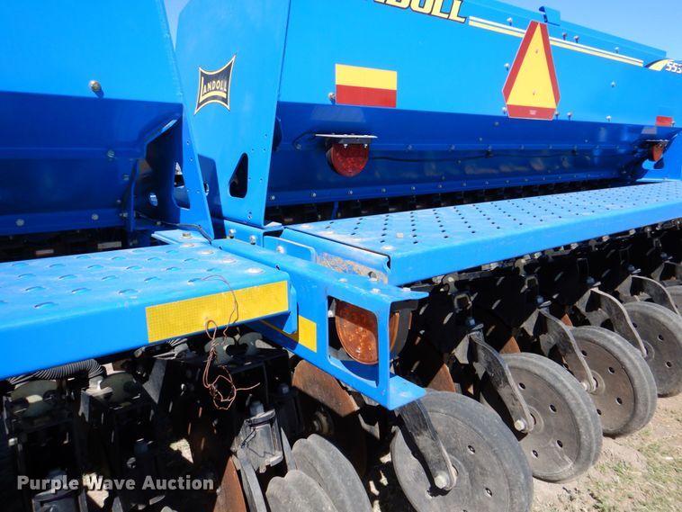 image for item DQ1872 2014 Landoll 5531  grain drill