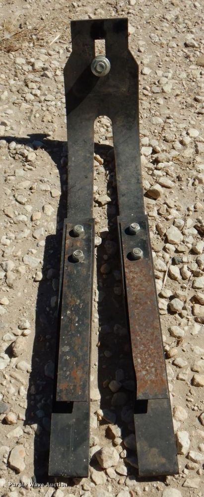 image for item DQ1872 2014 Landoll 5531  grain drill