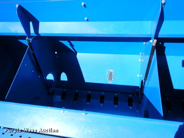 image for item DQ1872 2014 Landoll 5531  grain drill