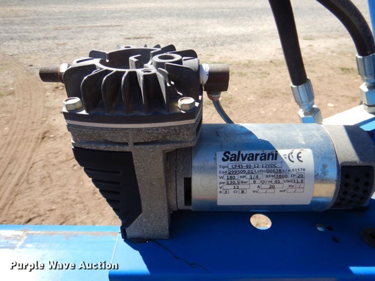 image for item DQ1872 2014 Landoll 5531  grain drill