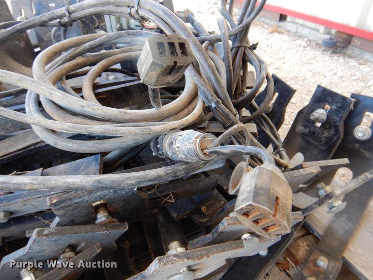 image for item DQ1872 2014 Landoll 5531  grain drill