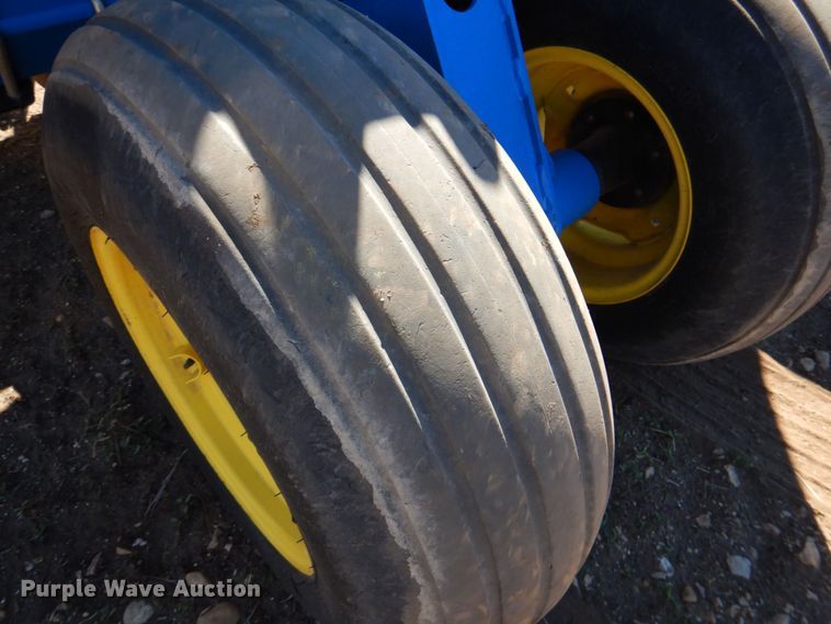 image for item DQ1872 2014 Landoll 5531  grain drill