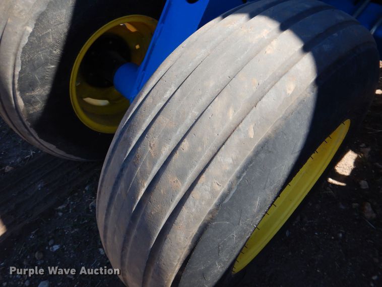 image for item DQ1872 2014 Landoll 5531  grain drill