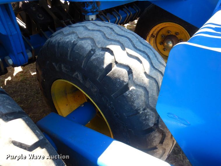 image for item DQ1872 2014 Landoll 5531  grain drill