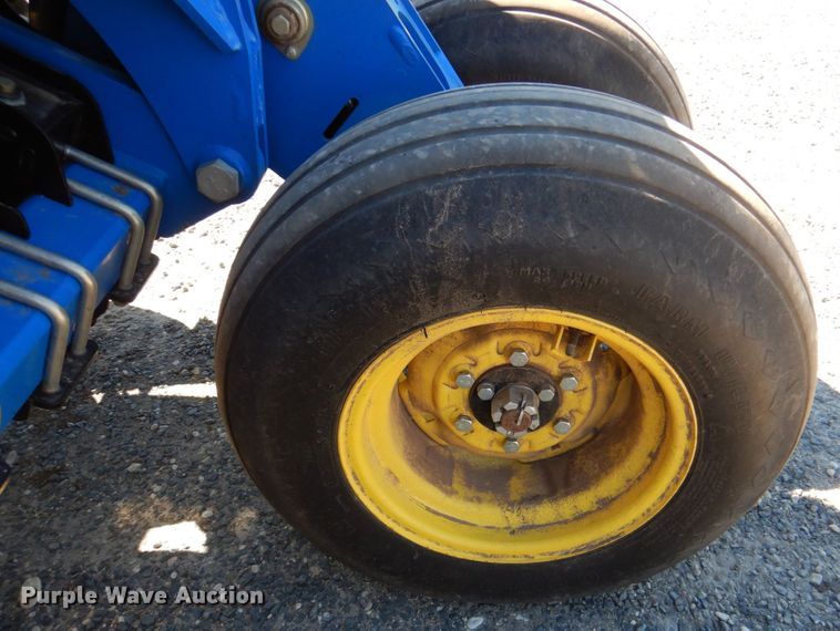 image for item DQ1872 2014 Landoll 5531  grain drill