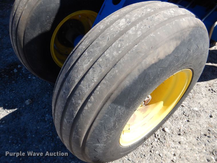 image for item DQ1872 2014 Landoll 5531  grain drill