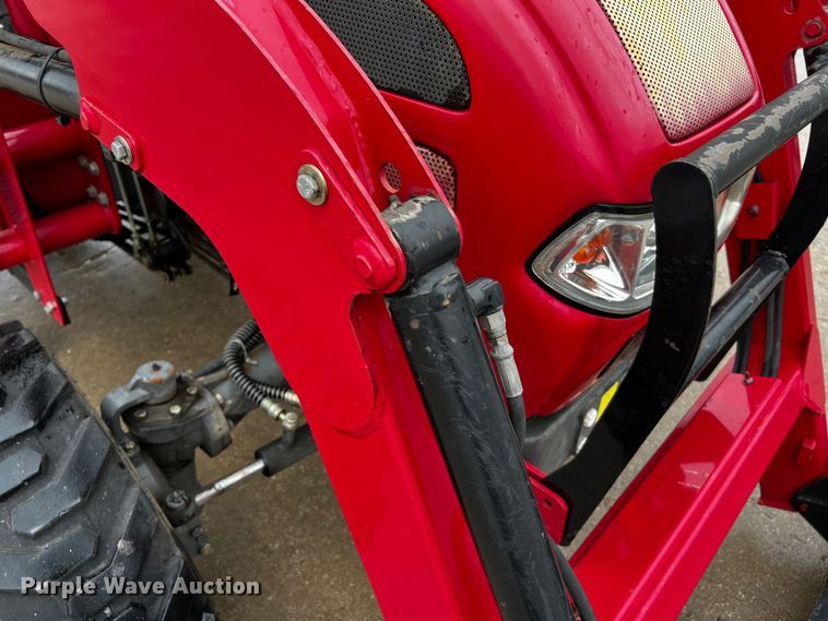 image for item DQ1888 2008 Mahindra 2525  MFWD tractor