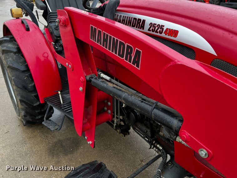 image for item DQ1888 2008 Mahindra 2525  MFWD tractor
