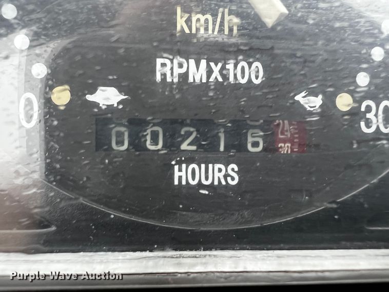 image for item DQ1888 2008 Mahindra 2525  MFWD tractor