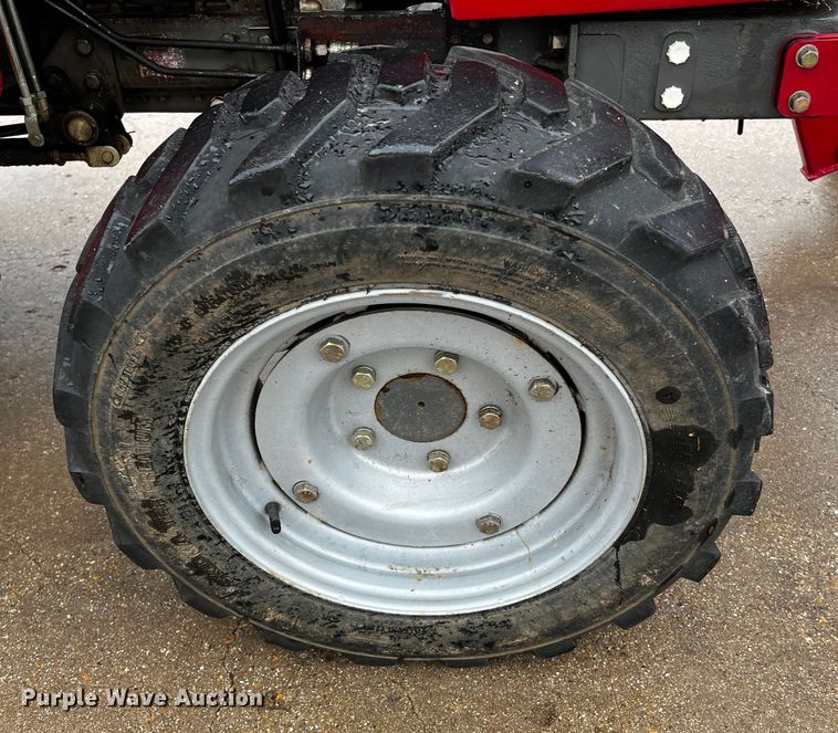 image for item DQ1888 2008 Mahindra 2525  MFWD tractor