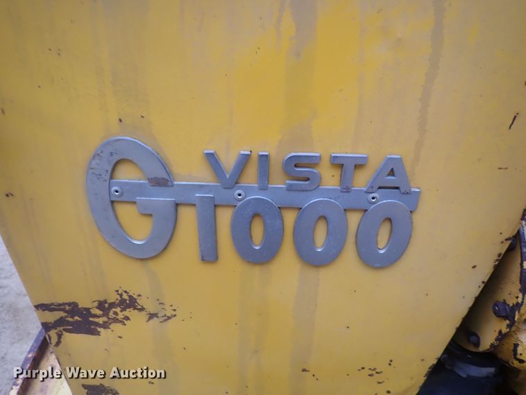 image for item DQ3091 1969 Minneapolis Moline G1000 Vista  tractor